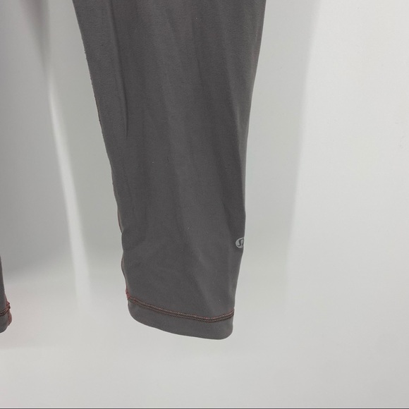 Lululemon Grey Reversible Wunder Under Leggings 10 - Picture 9 of 9